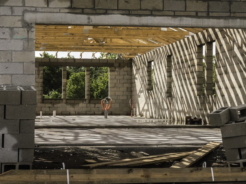 Mi az áthidalók szerepe a falazásnál és milyen áthidalókat ismerünk? Mi az áthidalók szerepe a falazásnál és milyen áthidalókat ismerünk?