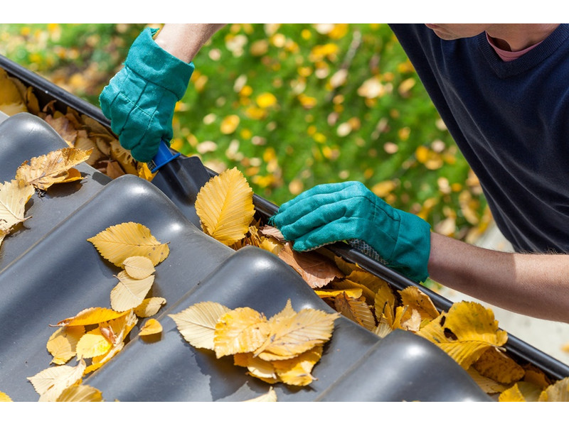 Ereszcsatorna karbantartása és tisztítása Ereszcsatorna karbantartása és tisztítása