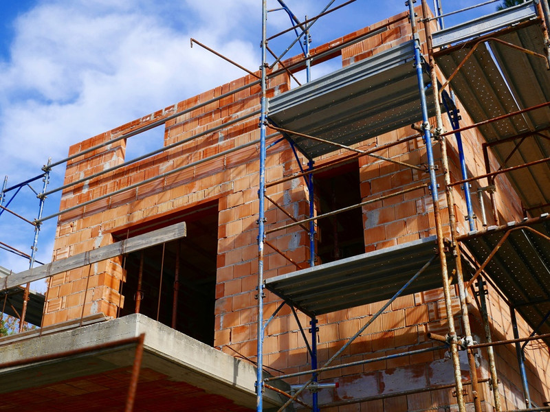 kerámia vagy pórusbeton téglával érdemes falazni kerámia vagy pórusbeton téglával érdemes falazni