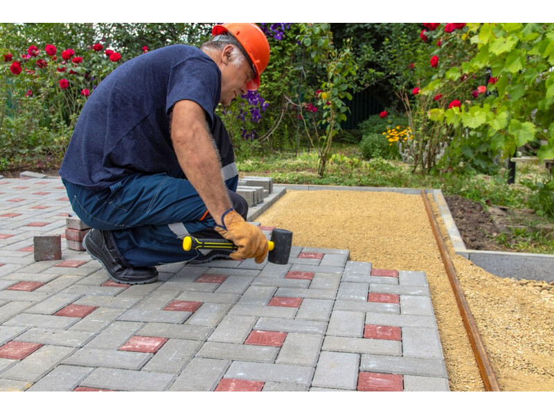 Mitől függ a térkő ár, és hogyan spórolhatunk rajta?