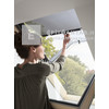 VELUX ROZ 78 cm-es csomag: fehér sötétítő kampós roletta és fekete hővédő roló VELUX ROZ 78 cm-es csomag: fehér sötétítő kampós roletta és fekete hővédő roló