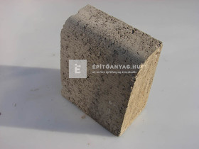 V. kiemelt útszegély 25*30*15 cm (54 db/#) V. kiemelt útszegély 25*30*15 cm (54 db/#)