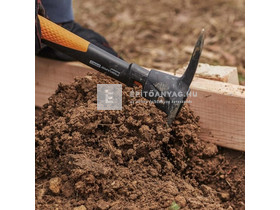 Fiskars IsoCore csákány, S, 0.68 kg Fiskars IsoCore csákány, S, 0.68 kg