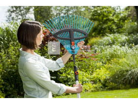 Gardena combisystem állítható műanyag lombseprű Gardena combisystem állítható műanyag lombseprű