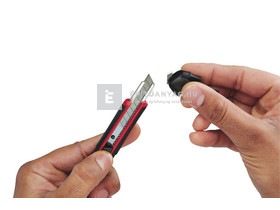 Milwaukee törhető pengés kés 13 szelvényes 9 mm Milwaukee törhető pengés kés 13 szelvényes 9 mm