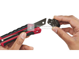 Milwaukee törhető pengés kés 7 szelvényes 25 mm Milwaukee törhető pengés kés 7 szelvényes 25 mm