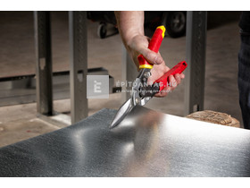 Milwaukee extra hosszú kis sugarú lemezvágó olló egyenes (sárga) Milwaukee extra hosszú kis sugarú lemezvágó olló egyenes (sárga)