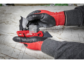 Milwaukee összecsukható kés pengetartóval Milwaukee összecsukható kés pengetartóval