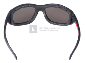 Milwaukee Prémium védőszemüveg tömítéssel sötétített-polarizált Milwaukee Prémium védőszemüveg tömítéssel sötétített-polarizált