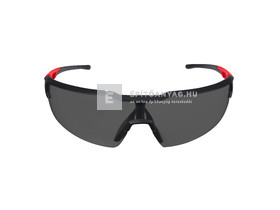 Milwaukee védőszemüveg sötétített, párásodásmentes Milwaukee védőszemüveg sötétített, párásodásmentes
