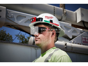 Milwaukee védőszemüveg sötétített, párásodásmentes Milwaukee védőszemüveg sötétített, párásodásmentes