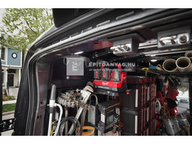 Milwaukee M18PC6 M18™ Packout™ 6-helyes gyorstöltő Milwaukee M18PC6 M18™ Packout™ 6-helyes gyorstöltő