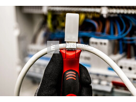 Milwaukee kábelcsupaszító fogó, 1 db Milwaukee kábelcsupaszító fogó, 1 db