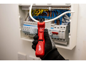 Milwaukee 4 az 1-ben blankoló fogó, 1 db Milwaukee 4 az 1-ben blankoló fogó, 1 db