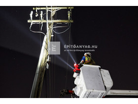 Milwaukee M18UBL-0 M18 LED helyszínmegvilágító lámpa Milwaukee M18UBL-0 M18 LED helyszínmegvilágító lámpa