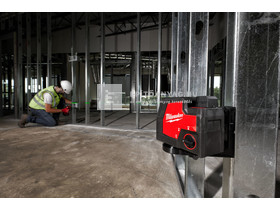 Milwaukee M12CLLP-0C M12 zöld keresztvonal- és pontlézer Milwaukee M12CLLP-0C M12 zöld keresztvonal- és pontlézer