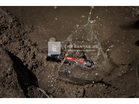 Milwaukee L4FMLED-301 USB újratölthető 800L zseblámpa Milwaukee L4FMLED-301 USB újratölthető 800L zseblámpa