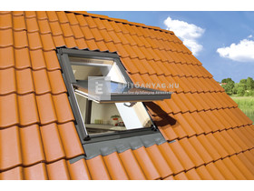 Fakro FTP-V U4 FSC Billenő fa tetőablak, 3 rétegű üveggel méret: 07, 78x140 cm Fakro FTP-V U4 FSC Billenő fa tetőablak, 3 rétegű üveggel méret: 07, 78x140 cm