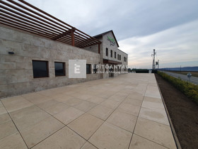 KK Kavics Manufaktúra Delphi Lap, mészkő 80x80x5 cm KK Kavics Manufaktúra Delphi Lap, mészkő 80x80x5 cm