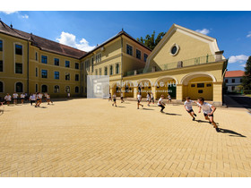 ABeton Borostyán térkő kistégla zökkenőmentes, homok 10x20x8 cm ABeton Borostyán térkő kistégla zökkenőmentes, homok 10x20x8 cm