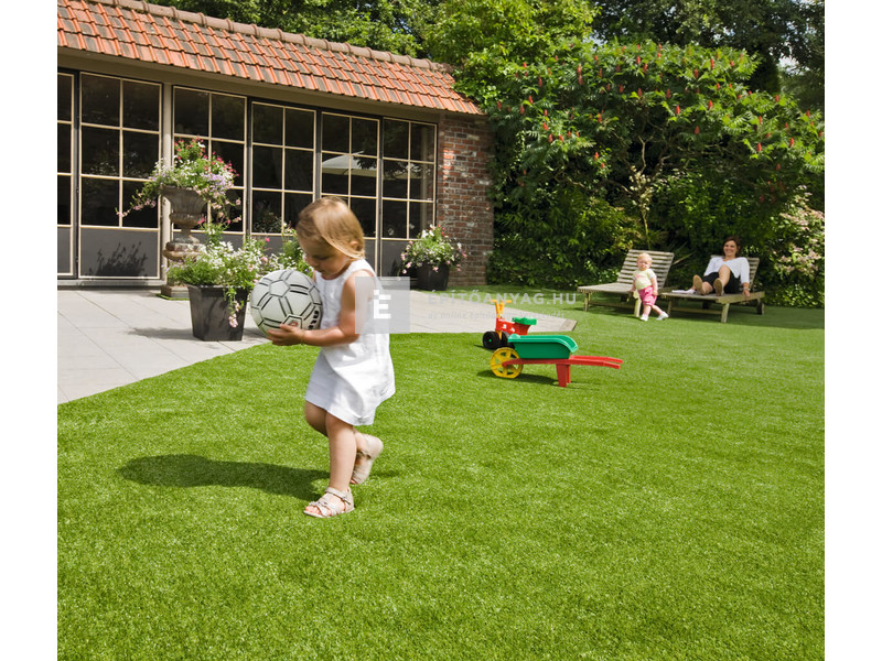 Béta-Floor Elite műfű, 4 m tekercsszél.