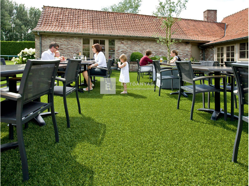 Béta-Floor Smaragd 50 műfű, 2 m tekercsszél.