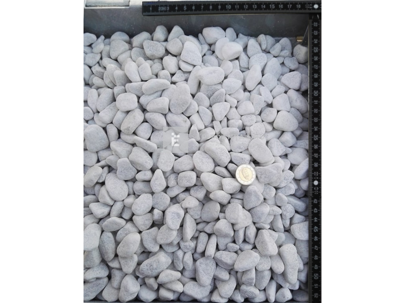 Scherf márvány díszkavics Carrara-fehér 16-25 mm, 15 kg