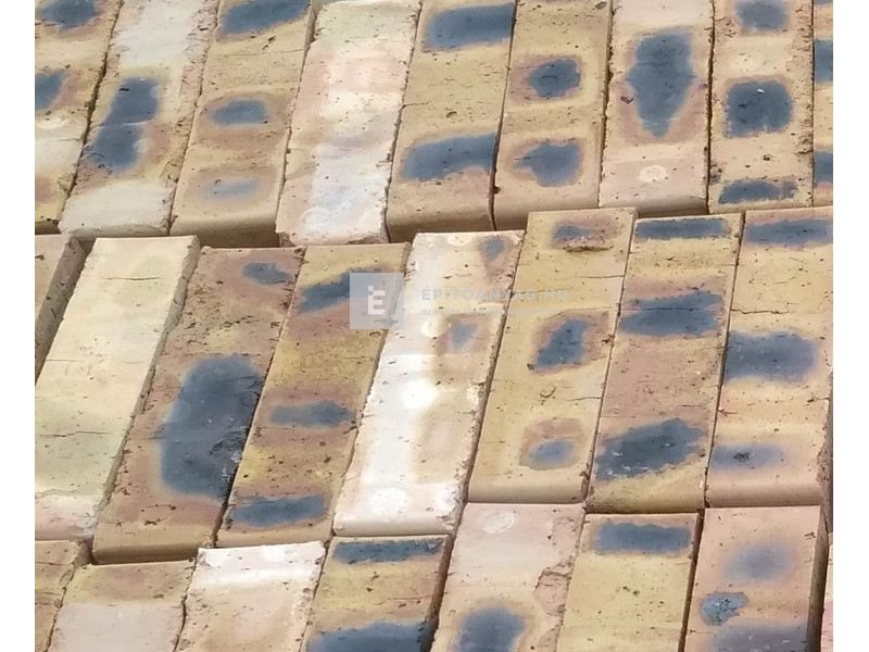 Putnoki kisméretű tömör tégla 25x12x6,5 cm