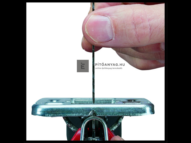 Einhell TC-JS 60/1 beszúrófűrész