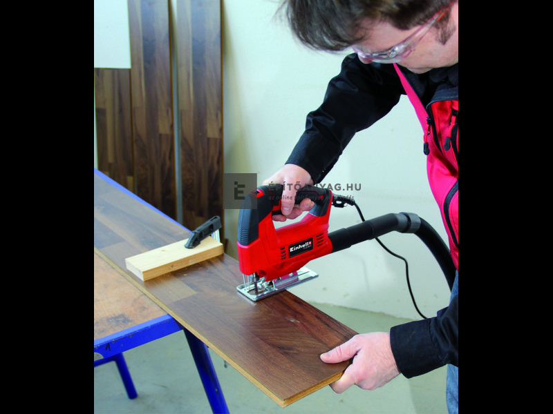 Einhell TC-JS 60/1 beszúrófűrész