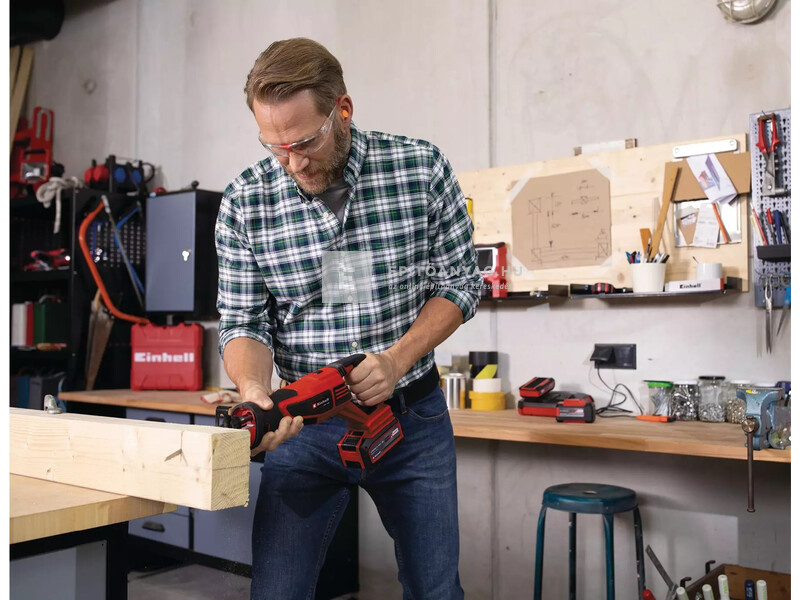 Einhell TP-AP 18/28 Li BL Solo akkus orrfűrész