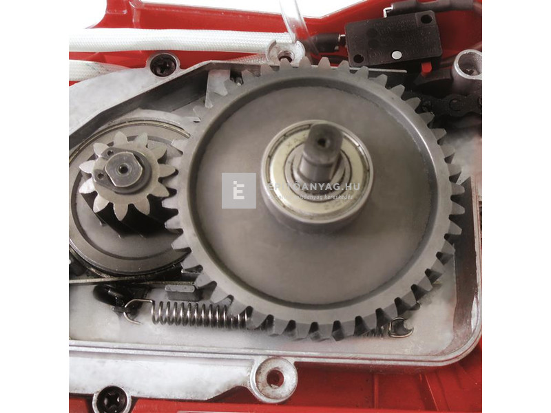 Einhell GE-EC 2240 elektromos láncfűrész