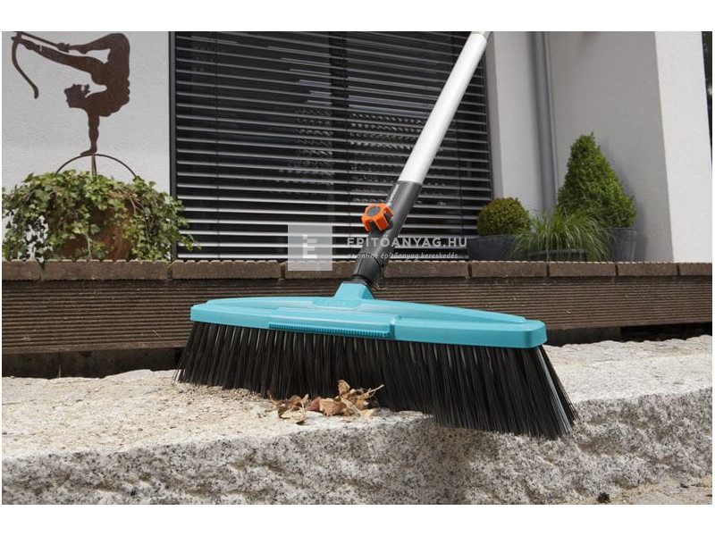 Gardena combisystem kerti seprű