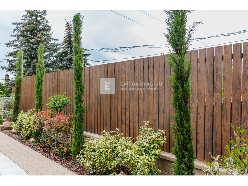 Everest Steel kerítéselem zárt 100, 0,5 mm dió 3 fm