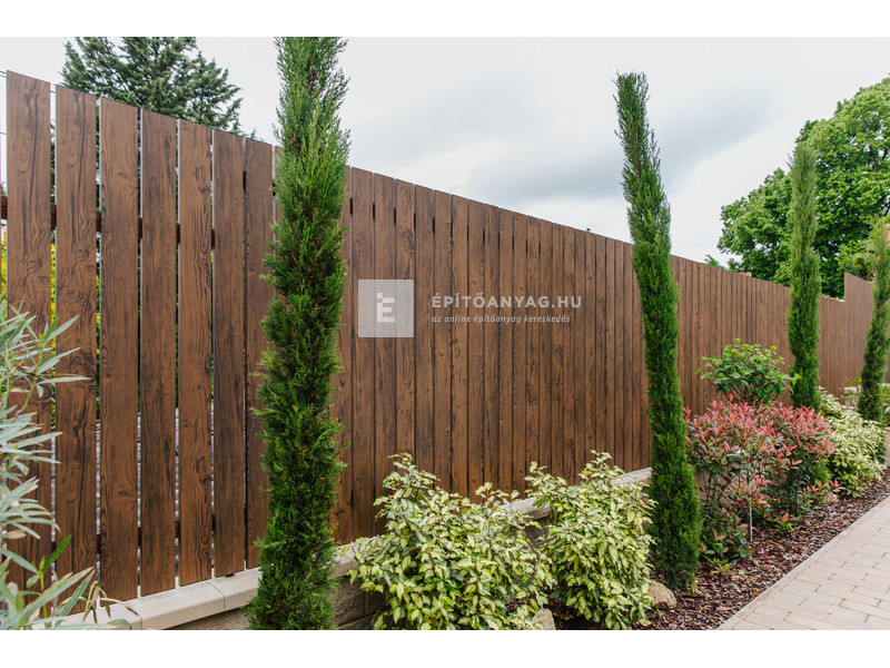 Everest Steel kerítéselem zárt 100, 0,5 mm dió 3 fm