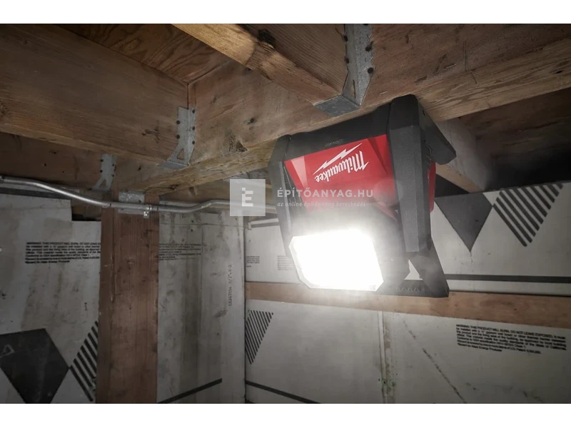 Milwaukee M18HOAL-0 M18™ nagy teljesítményű térmegvilágító lámpa