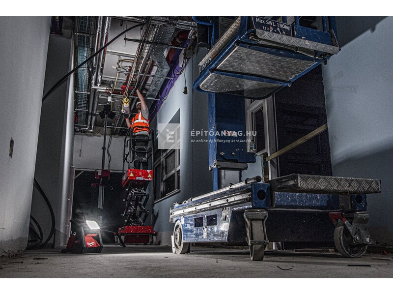 Milwaukee M18HOAL-0 M18™ nagy teljesítményű térmegvilágító lámpa