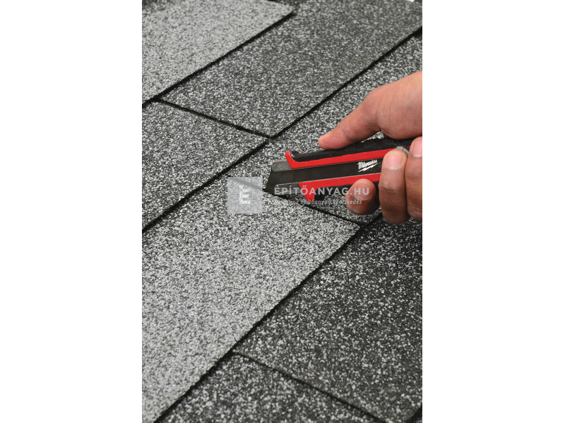 Milwaukee törhető pengés kés 7 szelvényes 25 mm