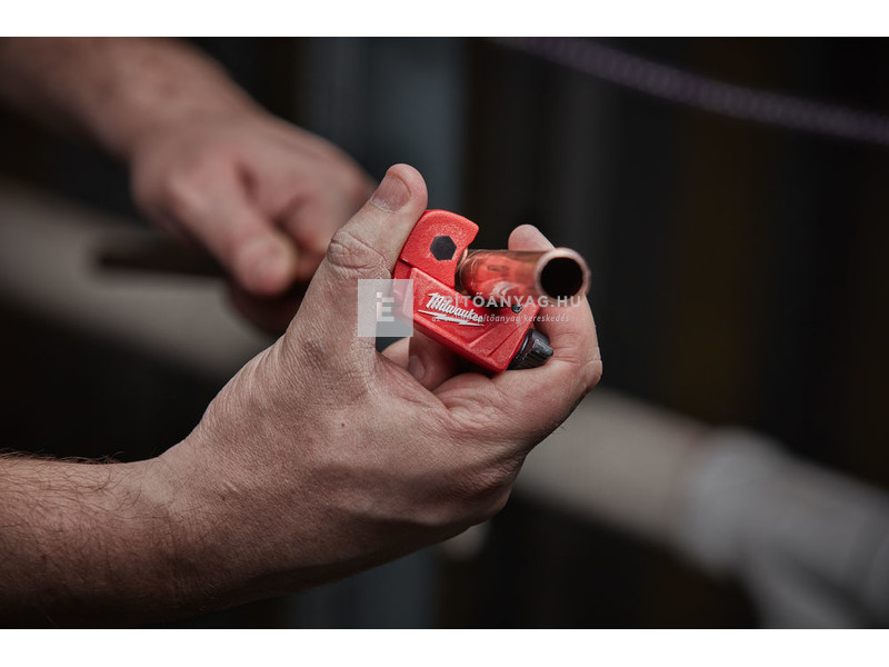 Milwaukee Mini rézcsővágó 3-22 mm