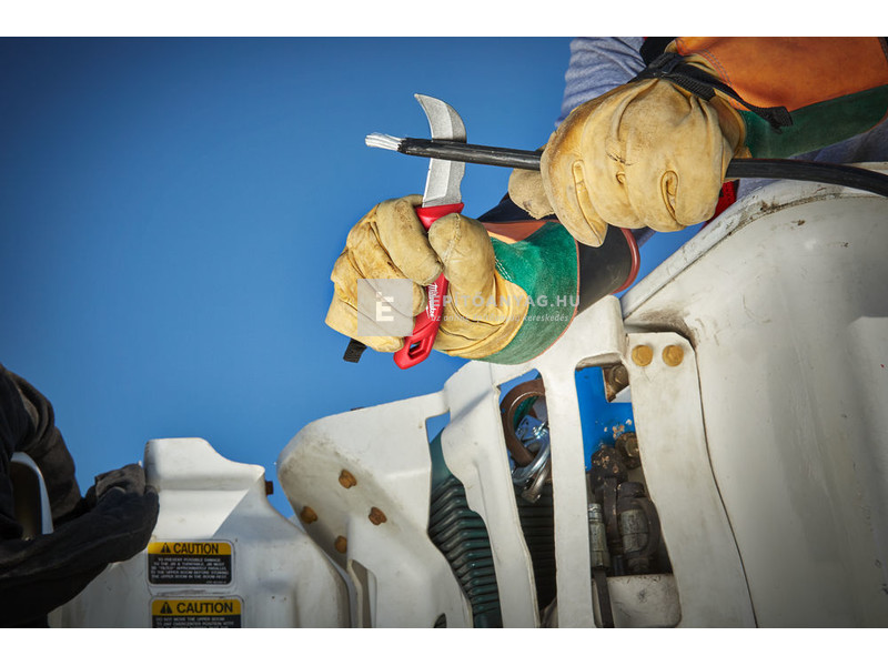 Milwaukee Hawkbill fix pengéjű kés