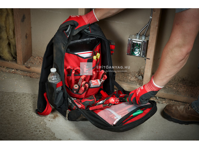 Milwaukee alacsony profilú hátizsák