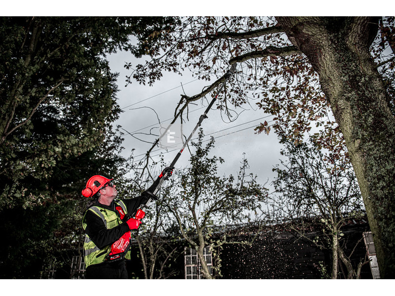 Milwaukee M18FOPH-CSA Quik-Lok láncfűrész adapter