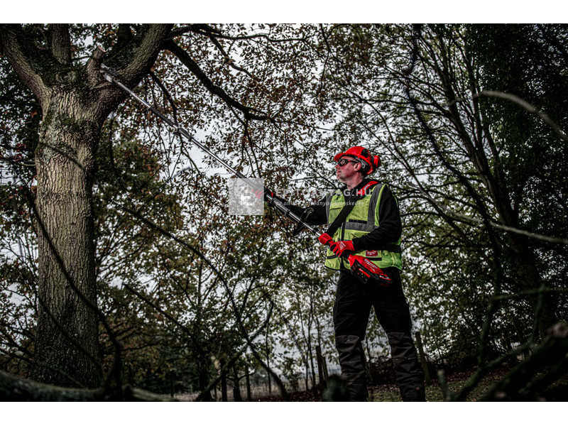 Milwaukee M18FOPH-CSA Quik-Lok láncfűrész adapter