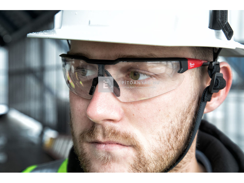 Milwaukee védőszemüveg víztiszta