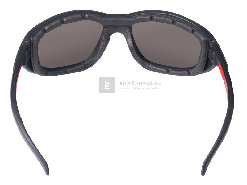 Milwaukee Prémium védőszemüveg tömítéssel sötétített-polarizált