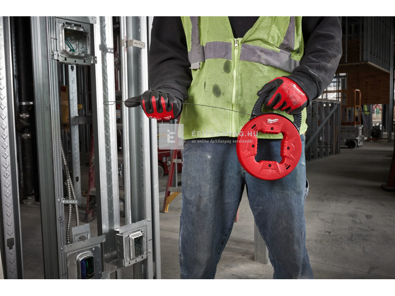 Milwaukee kábelbehúzó acél szalaggal 7,5 m