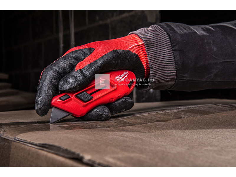 Milwaukee kompakt kitolható cserélhető pengés kés
