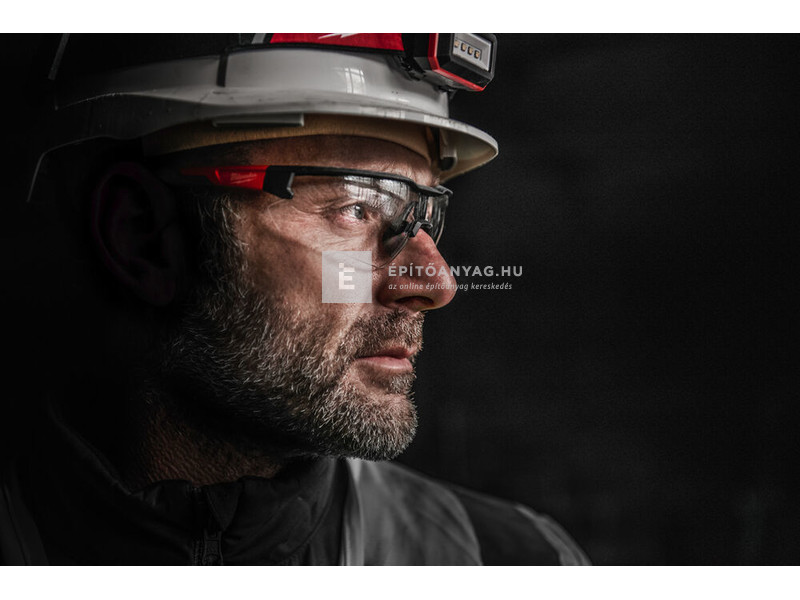 Milwaukee védőszemüveg víztiszta, párásodásmentes