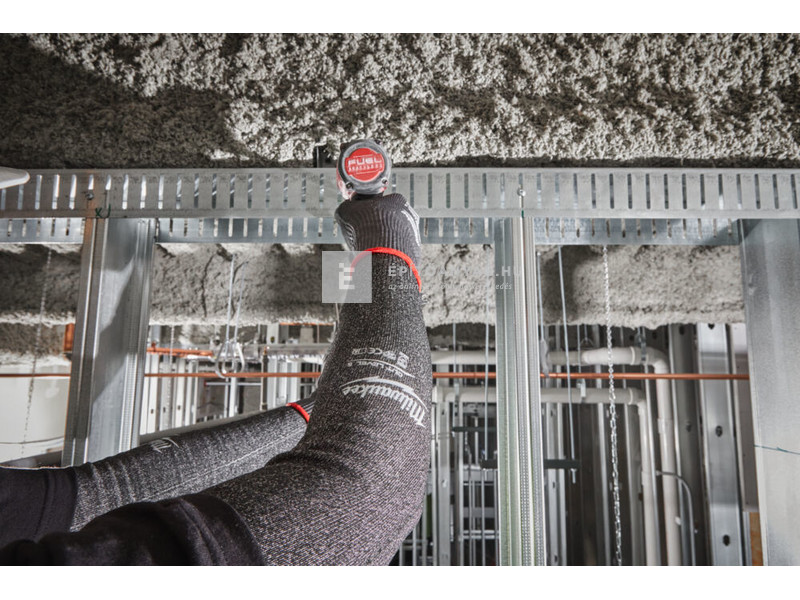 Milwaukee vágásbiztos alkarvédő, E szint, 40 cm