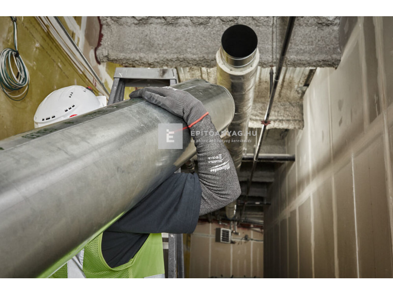 Milwaukee vágásbiztos alkarvédő, E szint, 45 cm